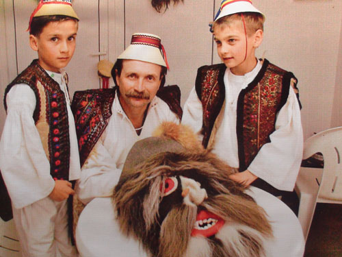 Foto mester de masti sacel (c) eMM.ro